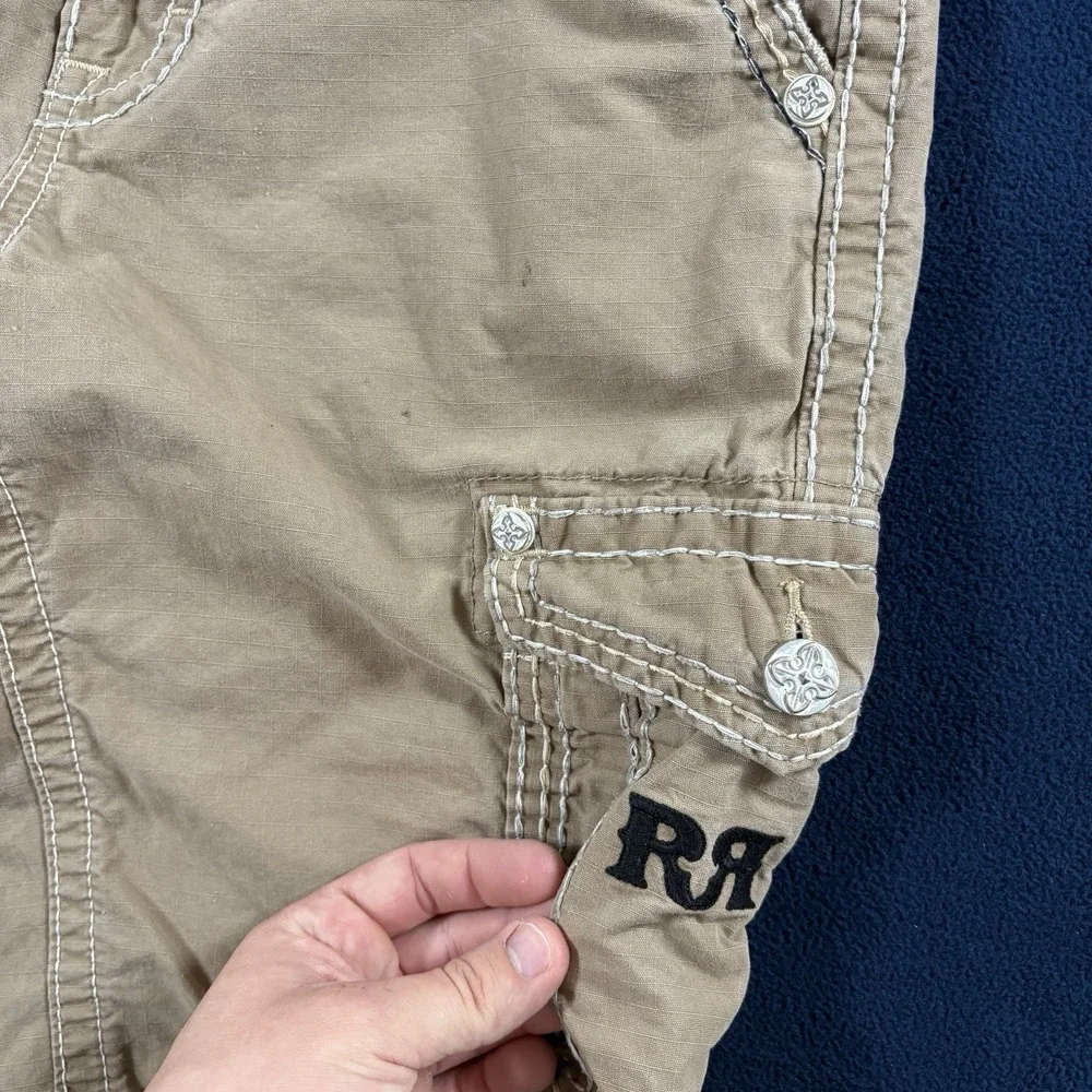 Rock Revival Men Classic Cargo Shorts 30 Khaki Thick Stitch Y2K RR Grunge Skater